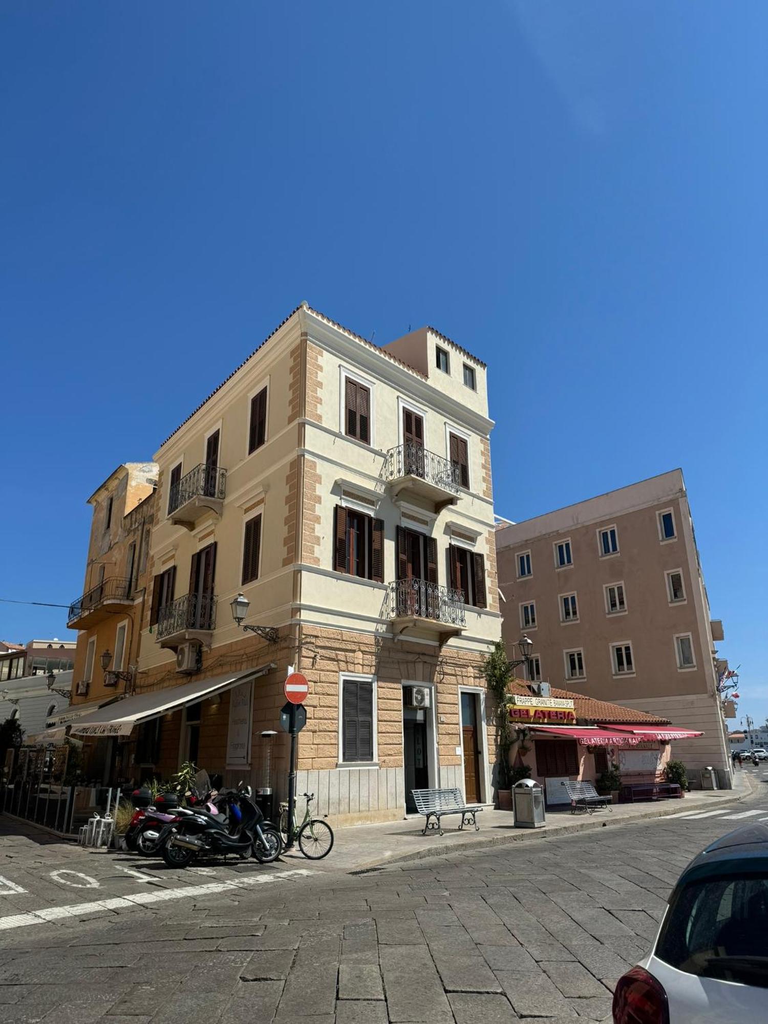 לה מדלנה Il Caracolo Rooms מראה חיצוני תמונה